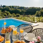 Noah - Luxurious With Private Pool