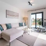 Noah - Luxurious With Private Pool Villa
