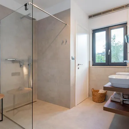 Noah - Luxurious With Private Pool Villa Vranje Selo