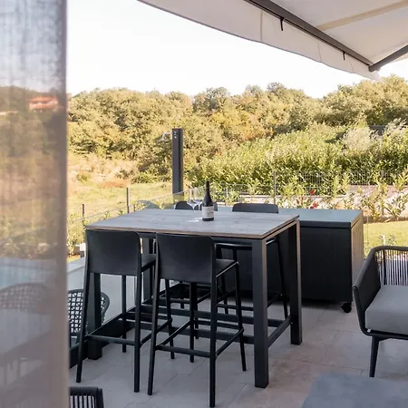 Noah - Luxurious With Private Pool