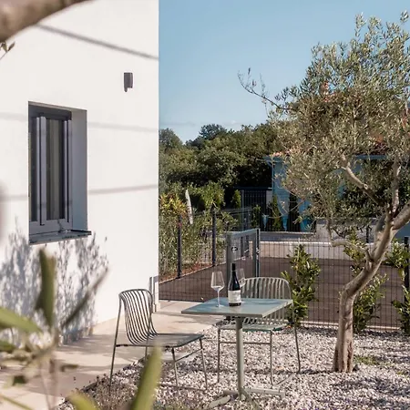 Noah - Luxurious With Private Pool *