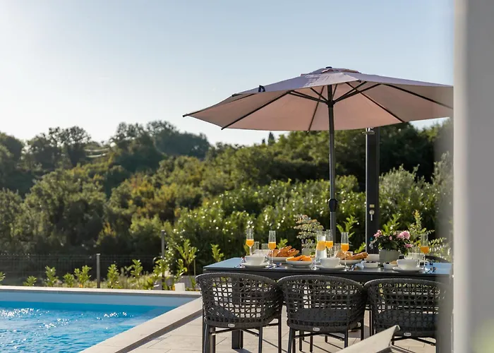 Noah - Luxurious With Private Pool Villa Vranje Selo