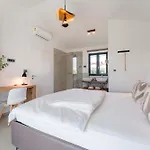 Noah - Luxurious With Private Pool Βίλα