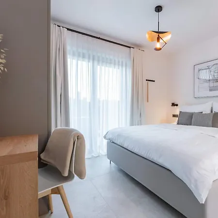 Villa Noah - Luxurious With Private Pool *