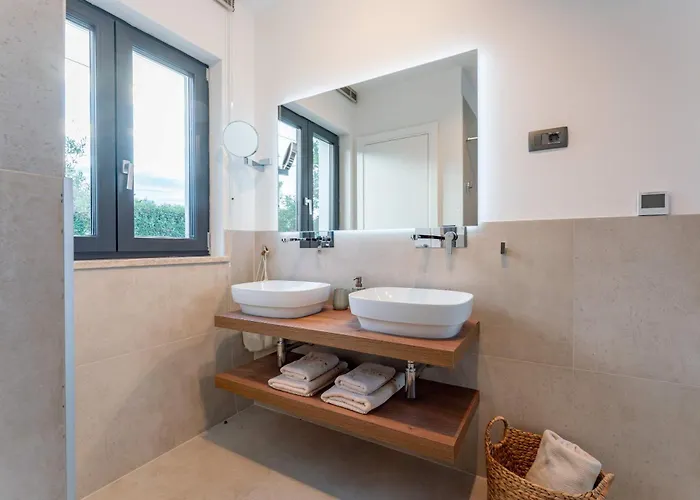 וילה Noah - Luxurious With Private Pool Vranje Selo