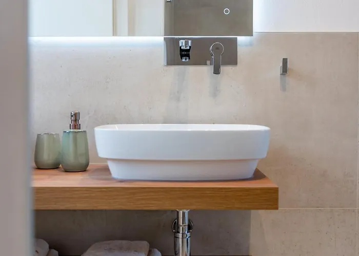 Noah - Luxurious With Private Pool Vila