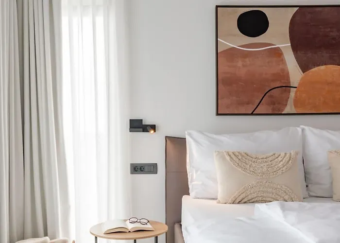 Noah - Luxurious With Private Pool Vranje Selo